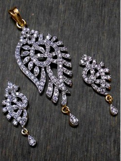 CZ Pendant With Earrings